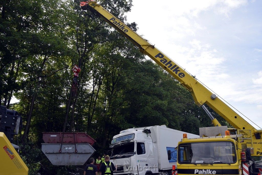 Schwerer VU A 3 Rich Oberhausen Hoehe AK Leverkusen P685.JPG - Miklos Laubert